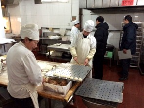 延慶餐飲專項(xiàng)檢查 守護(hù)“舌尖上的安全”，筑牢基層服務(wù)防線